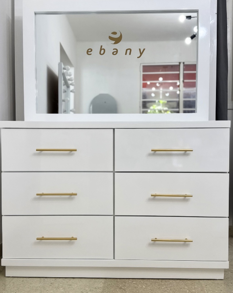 Cómoda con Espejo