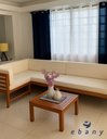 CONJUNTO SOFA 225225CM CON MESA CENTRO 7070 DE MADERA ACACIA CON COJINES BLANCOS SEVEN HOUSE